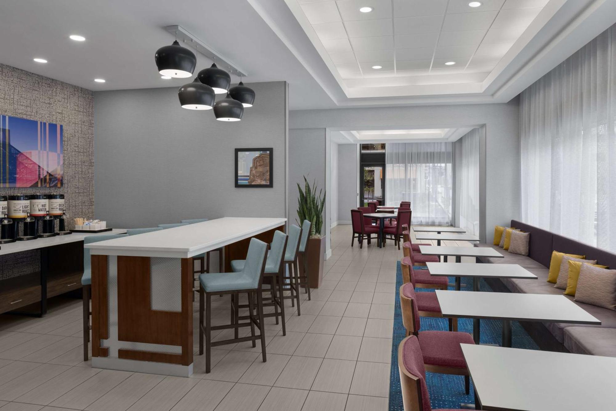 Hampton Inn Cleveland-Downtown Bagian luar foto