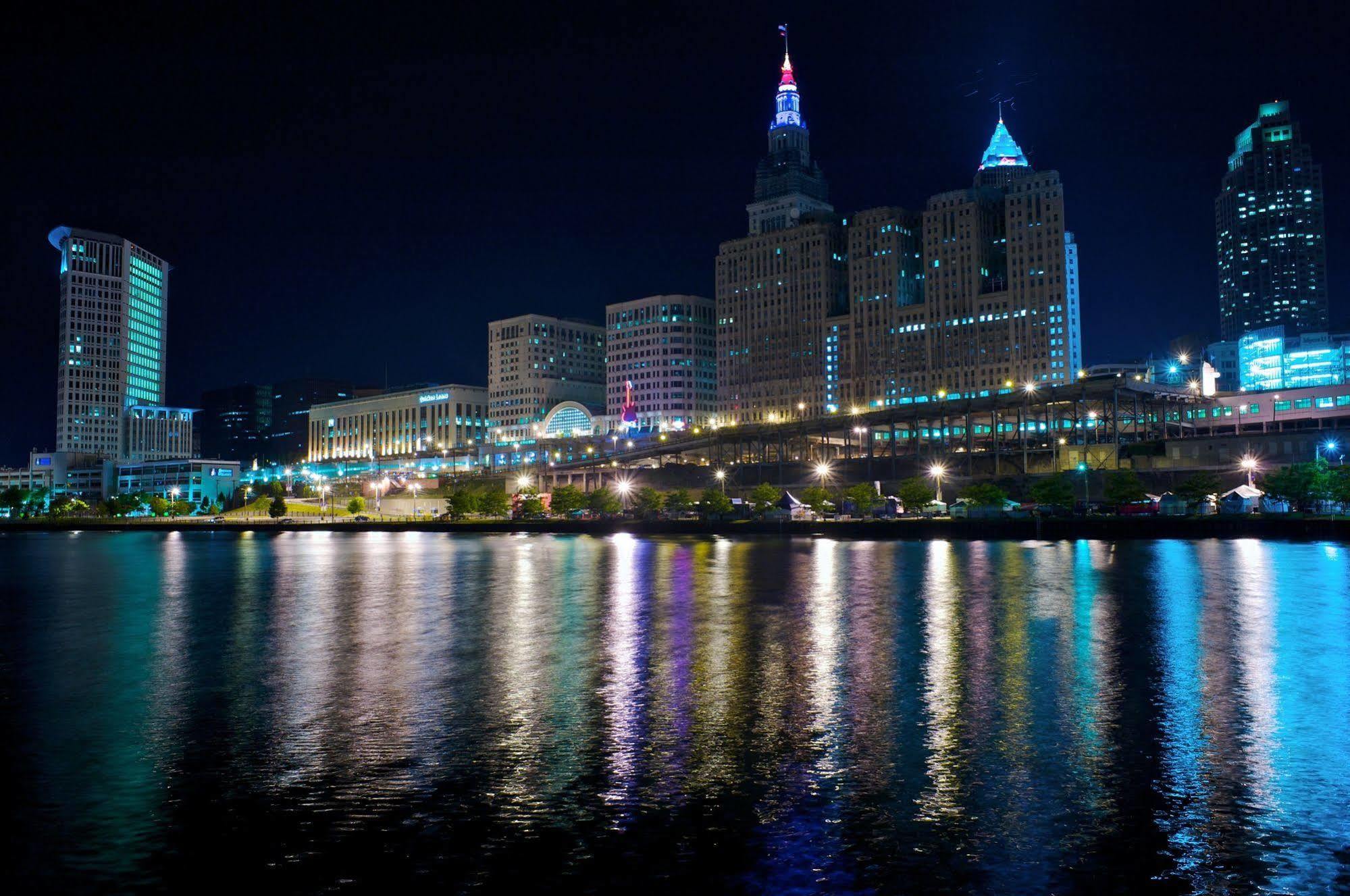 Hampton Inn Cleveland-Downtown Bagian luar foto