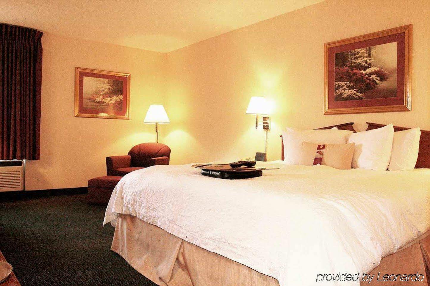 Hampton Inn Cleveland-Downtown Bagian luar foto